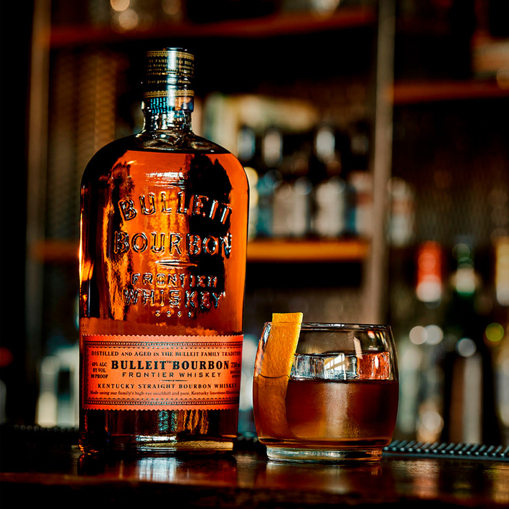 Bourbon Bulleit 750ml — Imagen 2 de 3