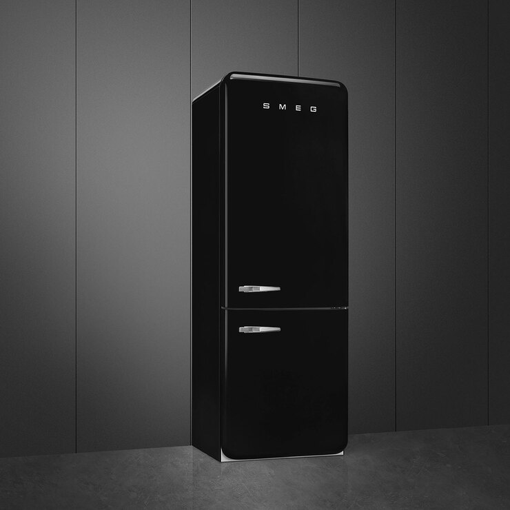 Smeg Refrigerador Negro 16' Estilo Retro — Imagen 2 de 4