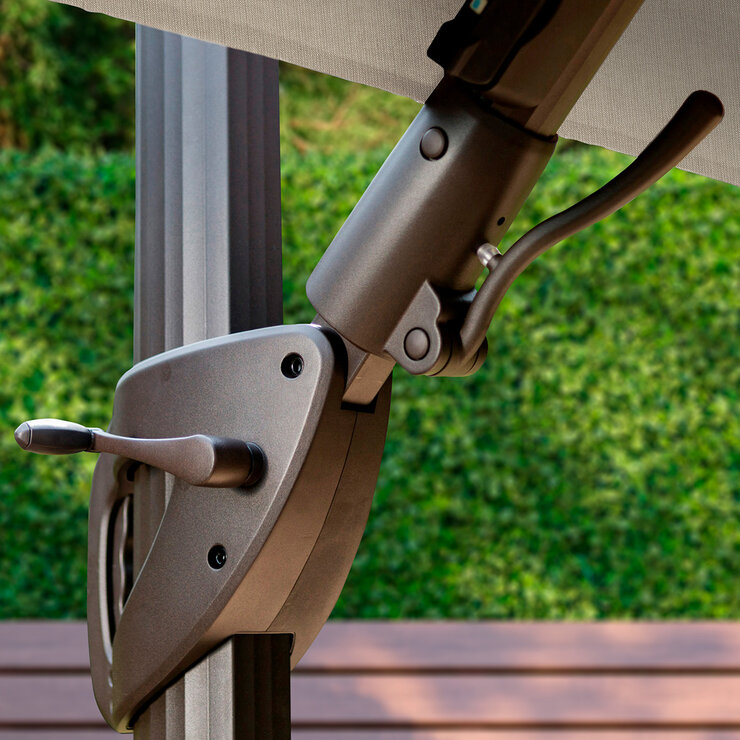 Seasons Sentry, Sombrilla Gris de 3.04 m con Base y Luz LED Solar — Imagen 4 de 4