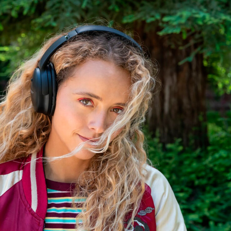 Bose Quietcomfort SE Audífonos Color Negro — Imagen 2 de 4