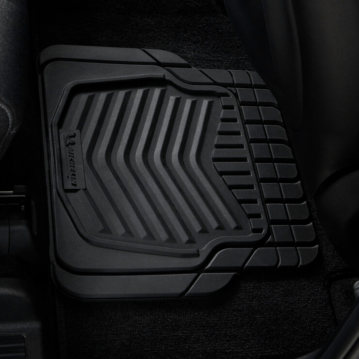 Michelin Tapete Universal de Hule Negro Para Automóvil 4 Piezas — Imagen 2 de 4