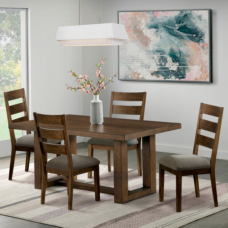 Universal Broadmoore, Juego de Comedor de 5 Piezas — Imagen 1 de 4
