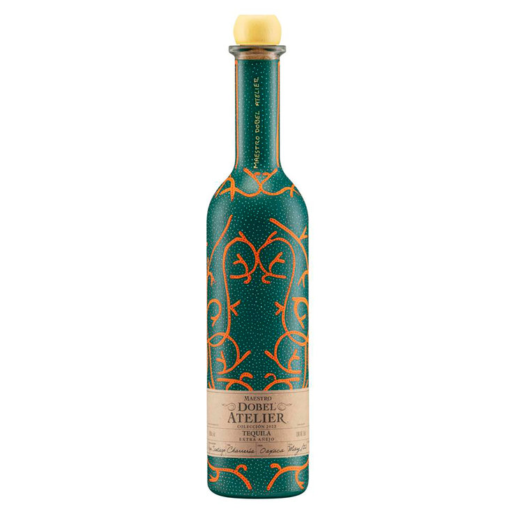 Tequila Maestro Dobel Atelier Extra Añejo Charrería 750ml — Imagen 2 de 4