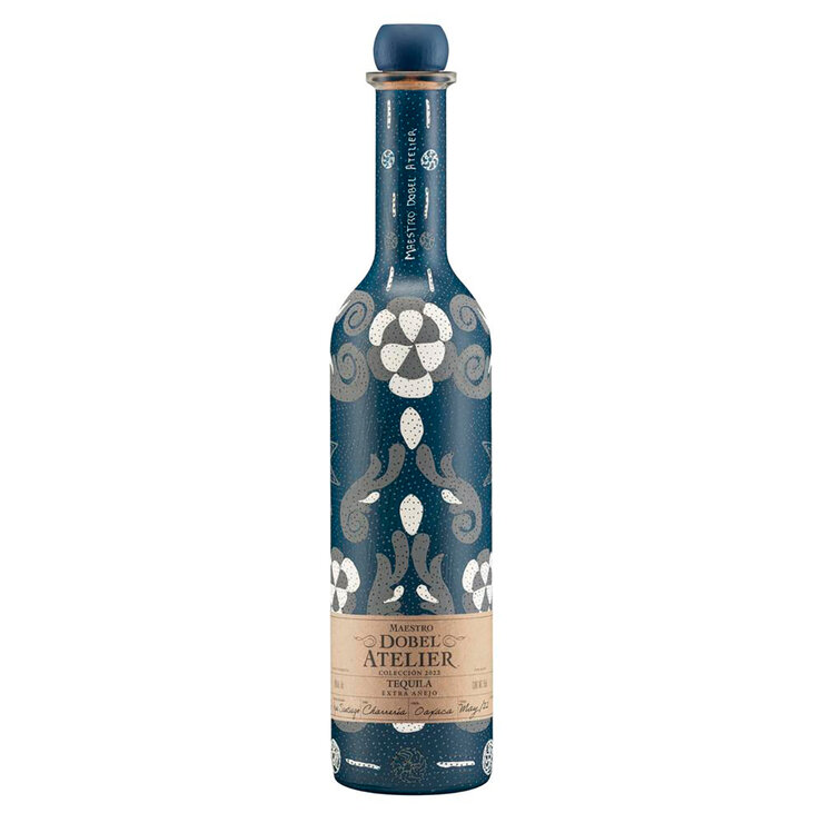 Tequila Maestro Dobel Atelier Extra Añejo Charrería 750ml — Imagen 1 de 4