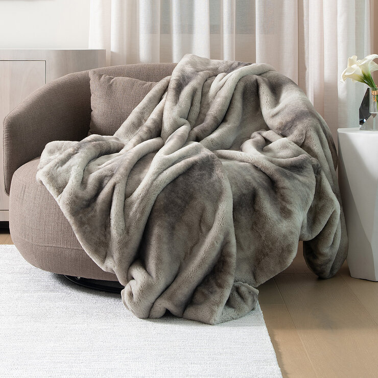 Mon Chateau Luxury Collection Frazada de Pelo Sintético 152cm x 177cm — Imagen 2 de 3