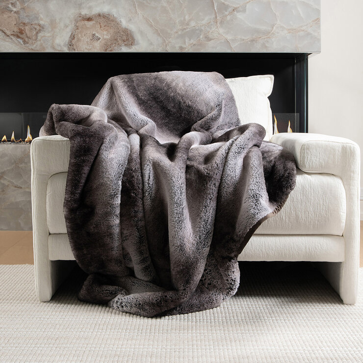 Mon Chateau Luxury Collection Frazada de Pelo Sintético 152cm x 177cm — Imagen 3 de 3