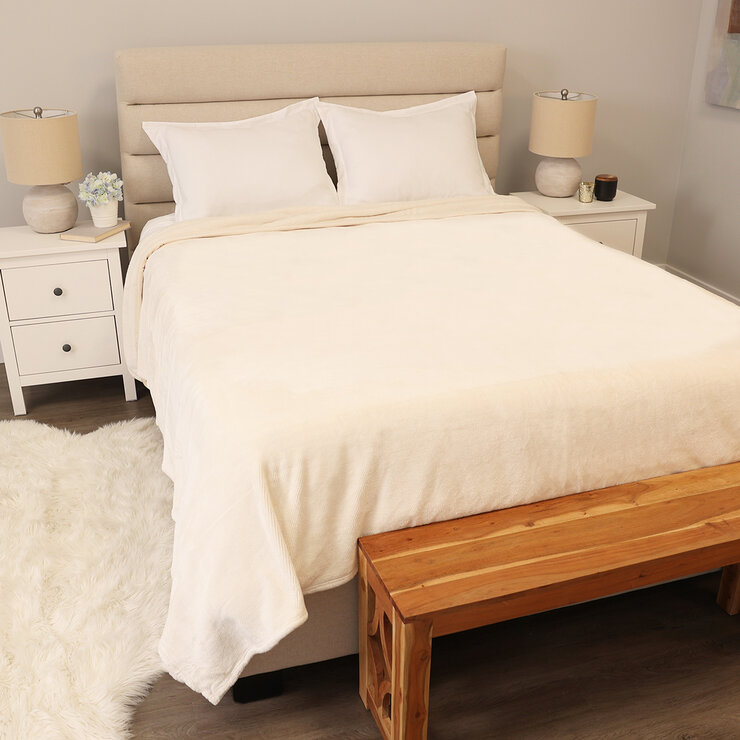 Kirkland Signature Cobija Tamaño Queen — Imagen 2 de 4