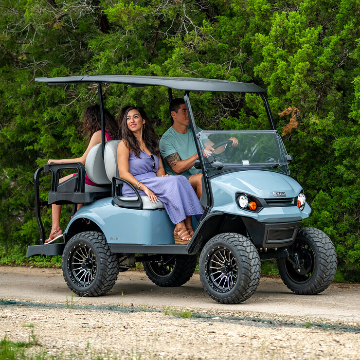E-Z-GO, Carrito de Golf RXV Express S4 Elite, Varios Colores — Imagen 2 de 4
