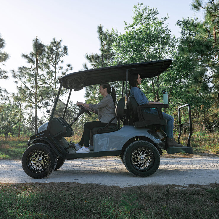 E-Z-GO, Carrito de Golf RXV Express S4 Elite, Varios Colores — Imagen 4 de 4