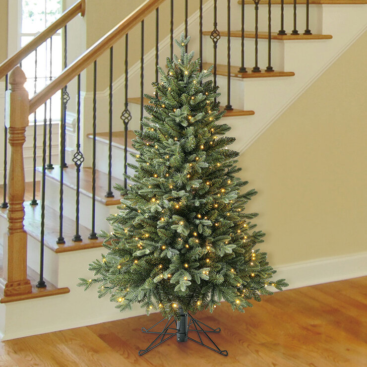  Árbol de Navidad Artificial Pre-iluminado con 240 luces Radiant Micro LED® Color Dual DE 1.2m  Estilo Aspen  — Imagen 1 de 4