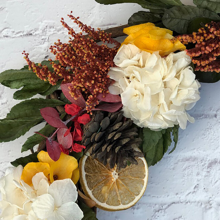 Mina'an, Corona de Flores y Follajes Preservados para Otoño — Imagen 4 de 4