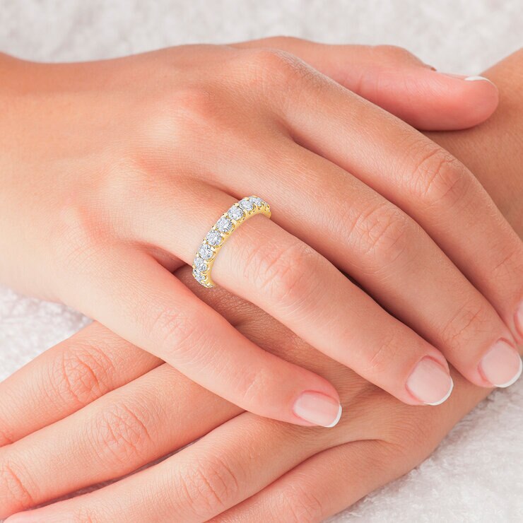 Anillo Eternidad de Diamantes 3.00ctw, Oro Amarillo de 18K — Imagen 2 de 4