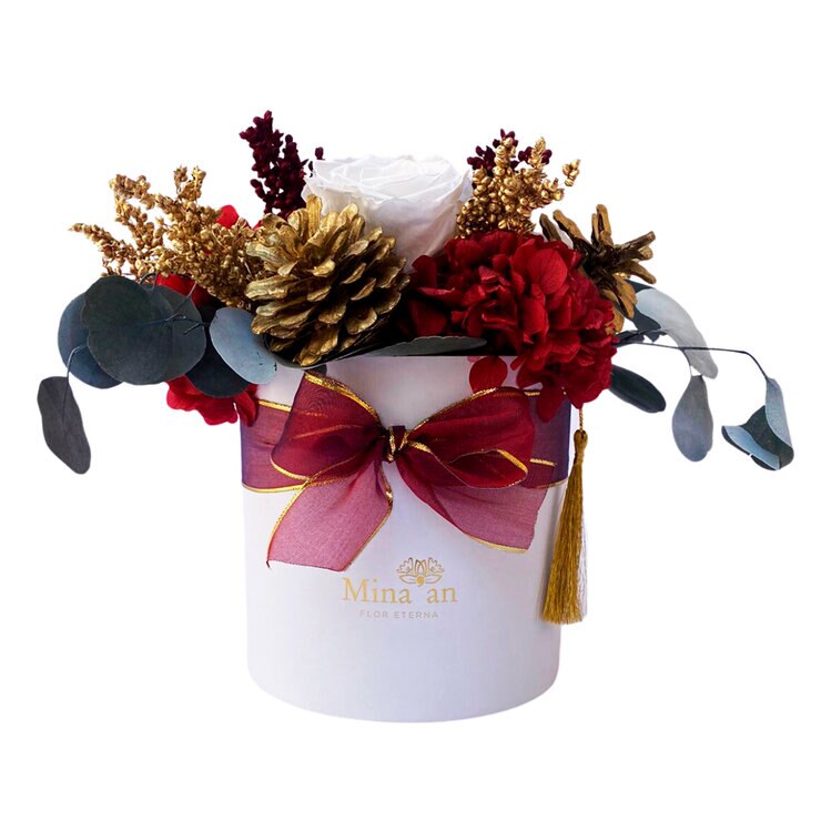 Mina'an, Bouquet Navideño Con Flores Preservadas En Tonos Vino y Dorado — Imagen 1 de 4