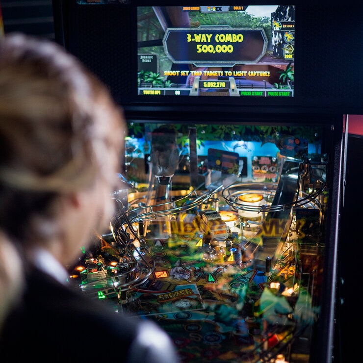 Máquina de Pinball Jurassic Park Pro — Imagen 3 de 4